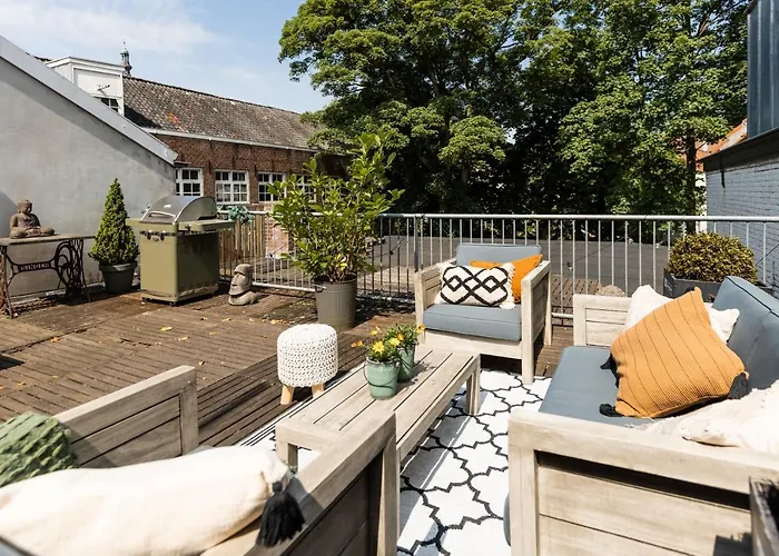 Apartment Cosy Nock ! Little Gem At Center With Large Terrace !