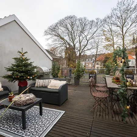 公寓 Cosy Nock ! Little Gem At Center With Large Terrace !