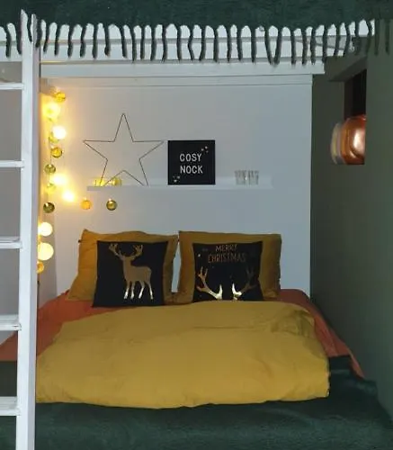 Cosy Nock ! Little Gem At Center With Large Terrace ! * Bréda